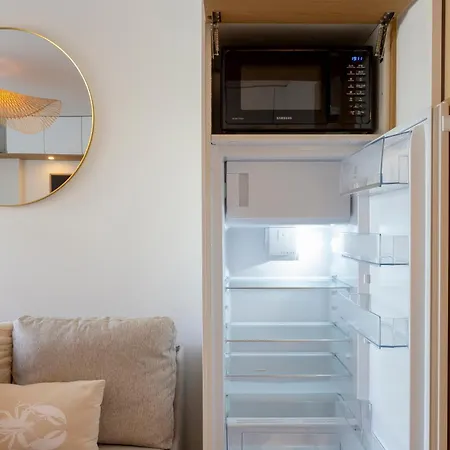 La Loggia Du Triton - Superbe T2 Avec Parking Appartement *