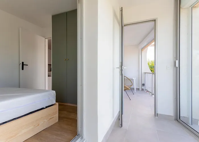 La Loggia Du Triton - Superbe T2 Avec Parking Apartment