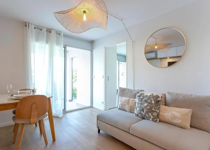 La Loggia Du Triton - Superbe T2 Avec Parking Apartment